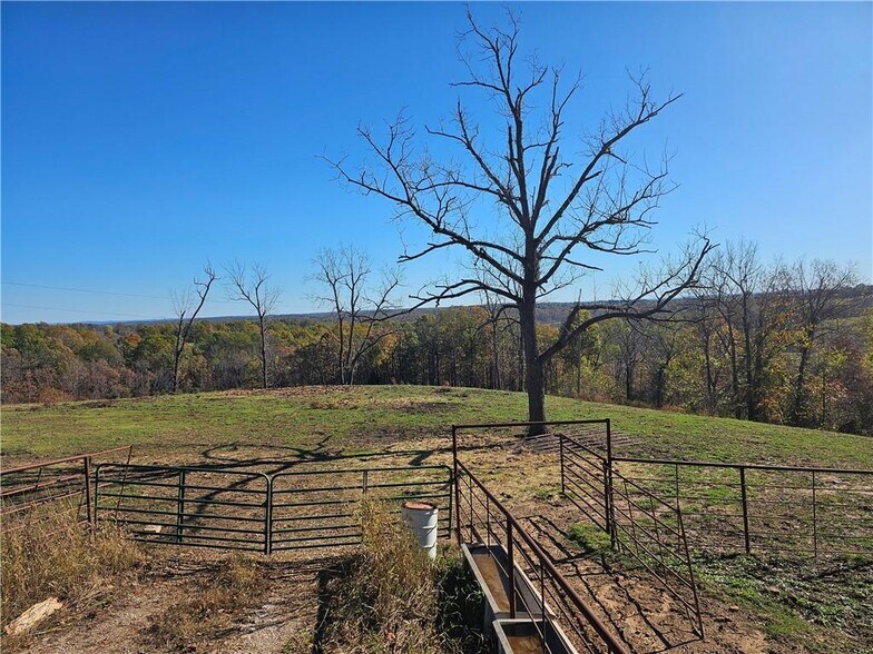 More Photos Of Highway 23 and Madison 1000 - 15.94 Acres, Huntsville Land For Sale