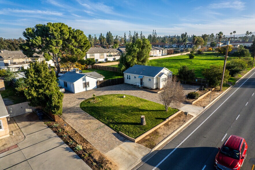 Primary Photo Of 76 Alabama St, Redlands Office For Lease