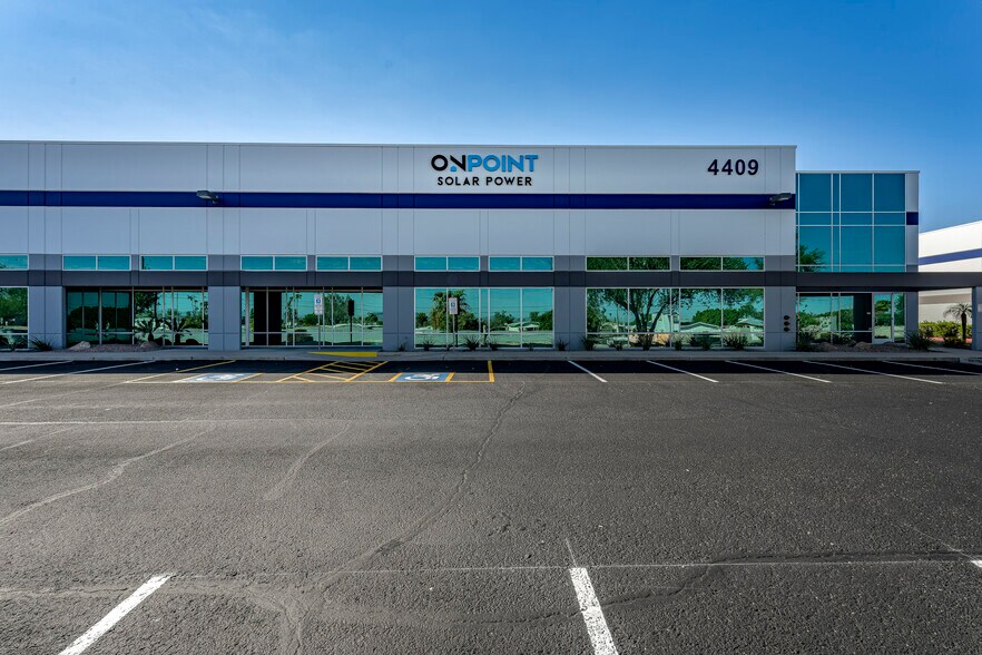 More Photos Of 4409 E Baseline Rd, Phoenix Distribution For Lease