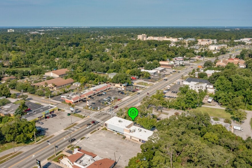 More Photos Of 6701 Beach Blvd, Jacksonville Freestanding For Lease