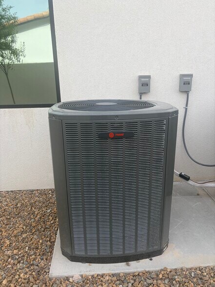 More Photos Of 2882 E Russell Rd, Las Vegas Office For Sale