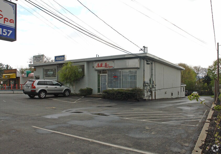 More Photos Of 357 Windsor Hwy, New Windsor Township Storefront Retail Office For Lease