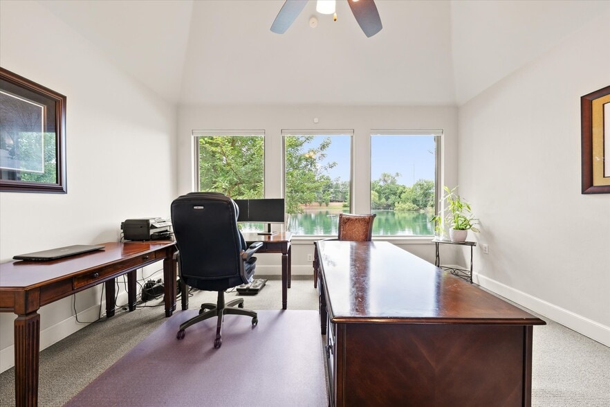 More Photos Of 2224 Bridgeview Blvd, Edmond Office For Sale