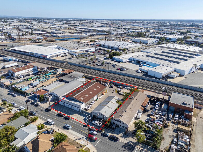 More Photos Of 6104-6112 Ferguson Dr, Commerce Warehouse For Sale