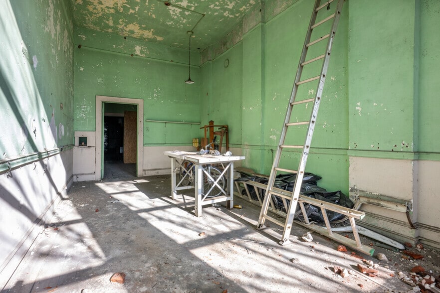 More Photos Of 245 W Fourth St, Winston-Salem General Retail For Sale