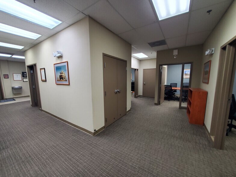 More Photos Of 3619 Richmond Hwy, Stafford Light Distribution For Sale