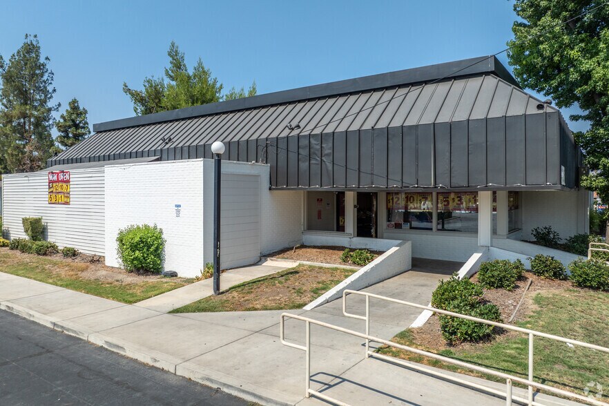 More Photos Of 41815-41871 E Florida Ave, Hemet Unknown For Lease