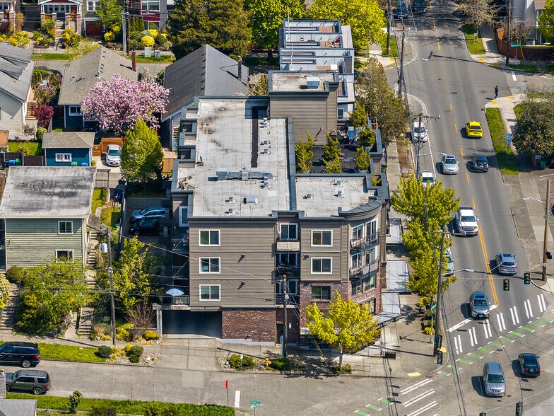 More Photos Of 1400 N 80th St, Seattle Apartments For Sale