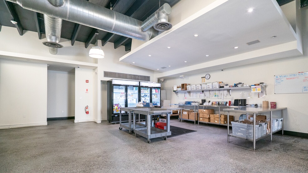 More Photos Of 72 NW 79th St, Miami Restaurant For Sale