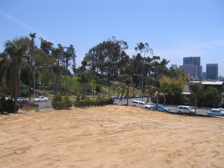 More Photos Of 526 E Grape St, San Diego Land For Lease