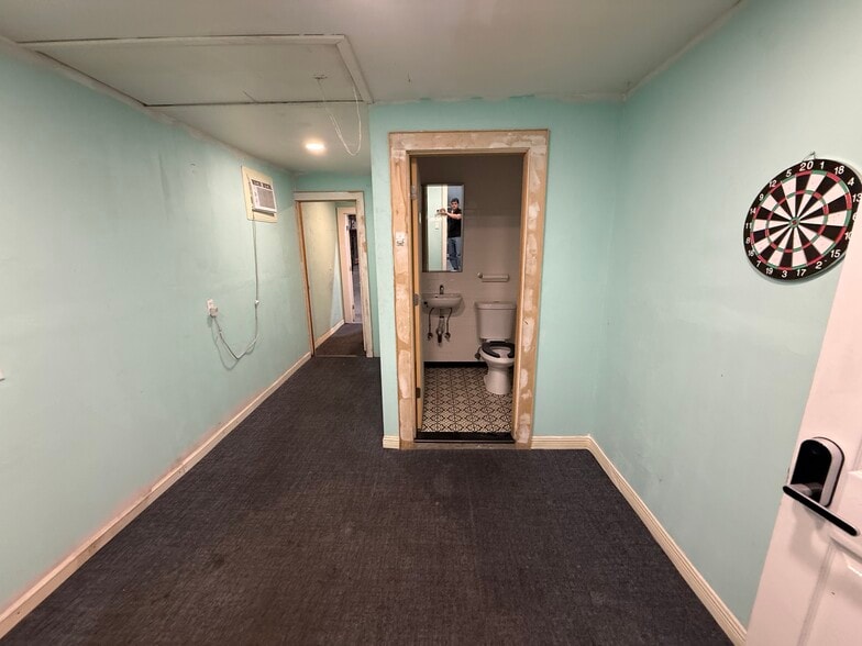 More Photos Of 149 Hull St, Brooklyn Warehouse For Sale