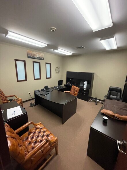 More Photos Of 8672 S Peoria Ave, Tulsa Light Manufacturing For Sale