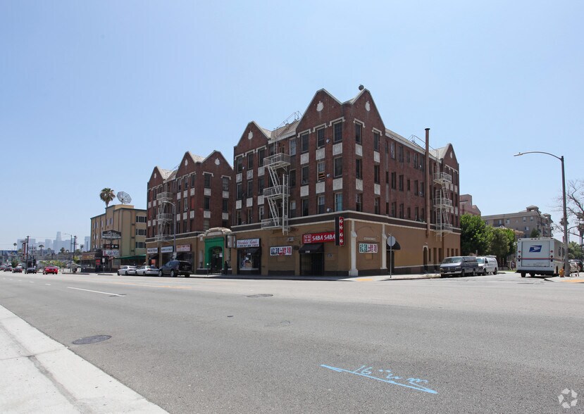 More Photos Of 3176-3188 W 8th St, Los Angeles Apartments For Lease