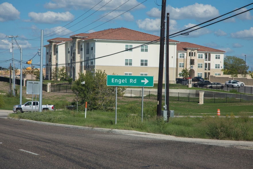More Photos Of 25090 Interstate 35 N & Eckhardt Rd, Schertz Land For Sale