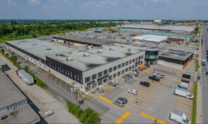 Primary Photo Of 7527-7583 Boul Henri-Bourassa E, Montréal Flex For Lease