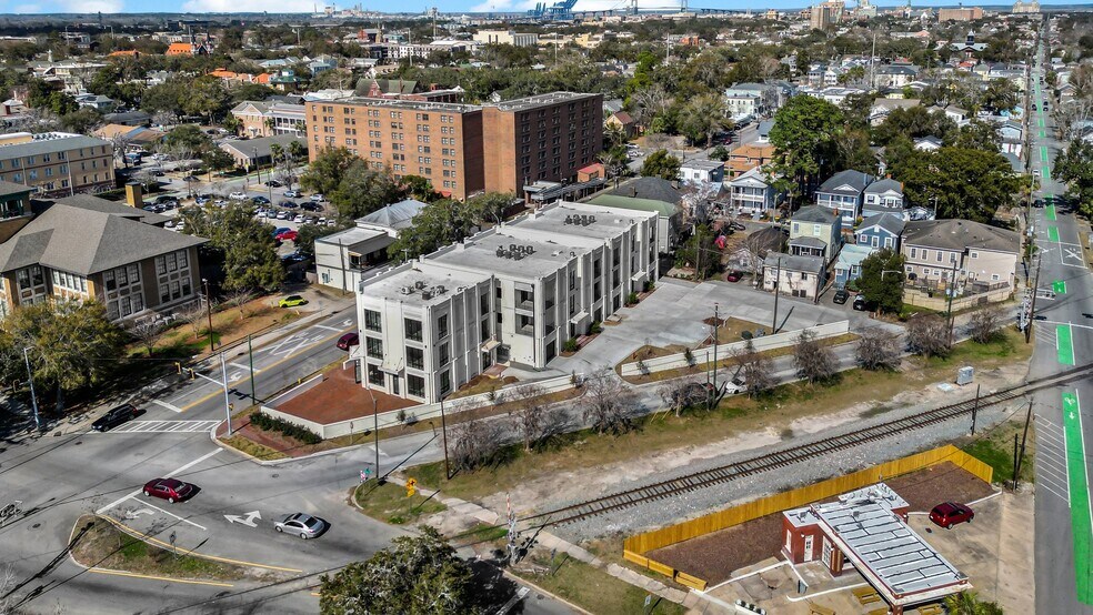 More Photos Of Habersham and 37th Street, Savannah Apartments For Lease