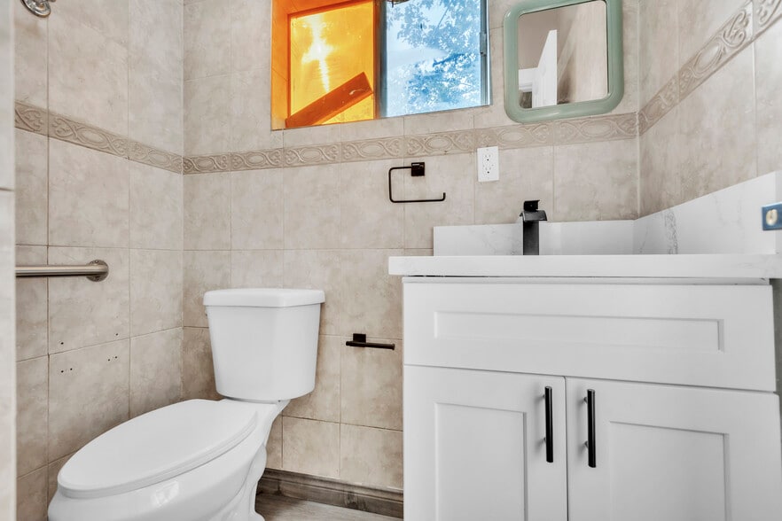 More Photos Of 1006 Lochbrae Rd, Sacramento Assisted Living For Sale