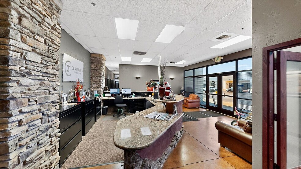 More Photos Of 1510 W Kettleman Ln, Lodi Office For Sale