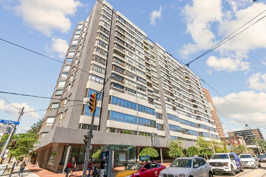 More Photos Of 120 Carlton St, Toronto Office For Sale