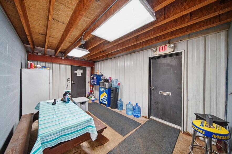 More Photos Of 4849 W Lake Rd, Dunkirk Office For Sale