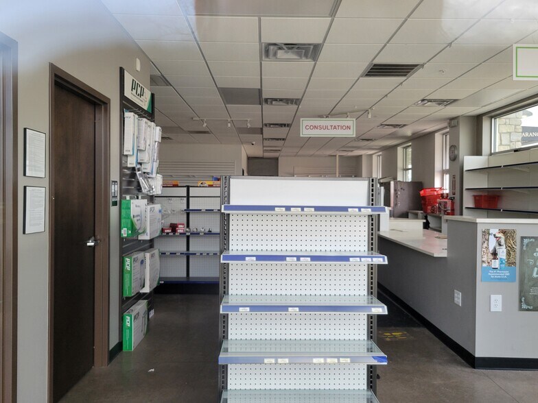 More Photos Of 7600 IN-60, Sellersburg Storefront Retail Office For Lease