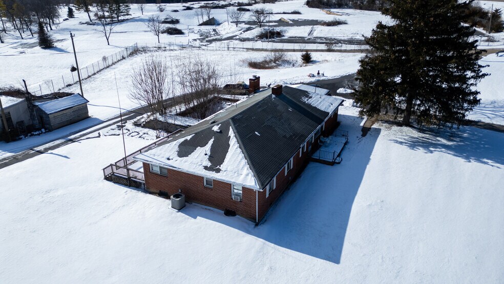 More Photos Of 300 National Ave, Staunton Land For Lease
