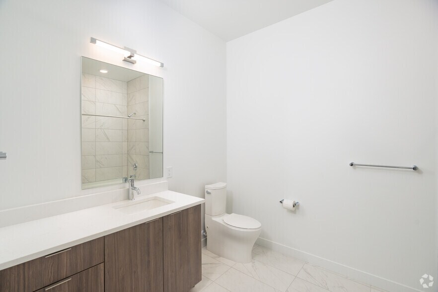 More Photos Of 1190 S Pennsylvania St, Denver Apartments For Sale