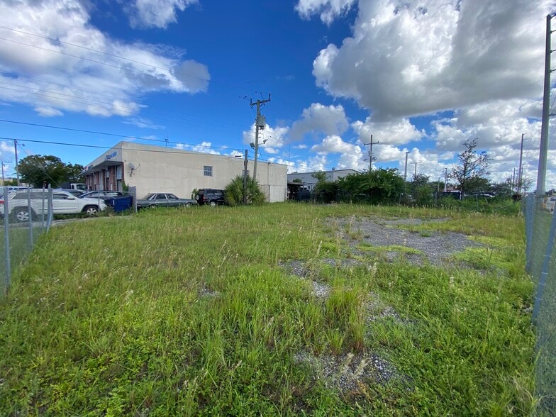 More Photos Of 2301 S State Rd 7, West Park Land For Lease