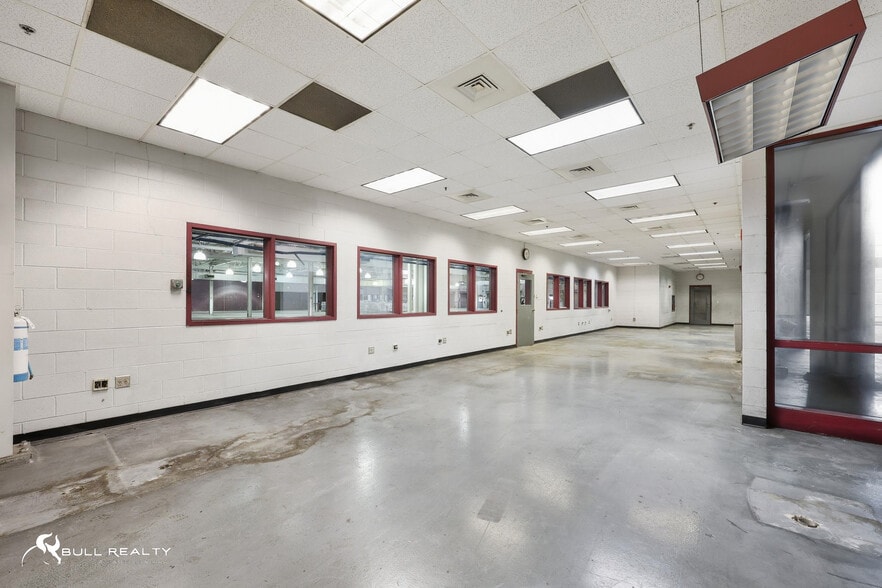 More Photos Of 458 Whitfield St, Fayetteville Manufacturing For Lease