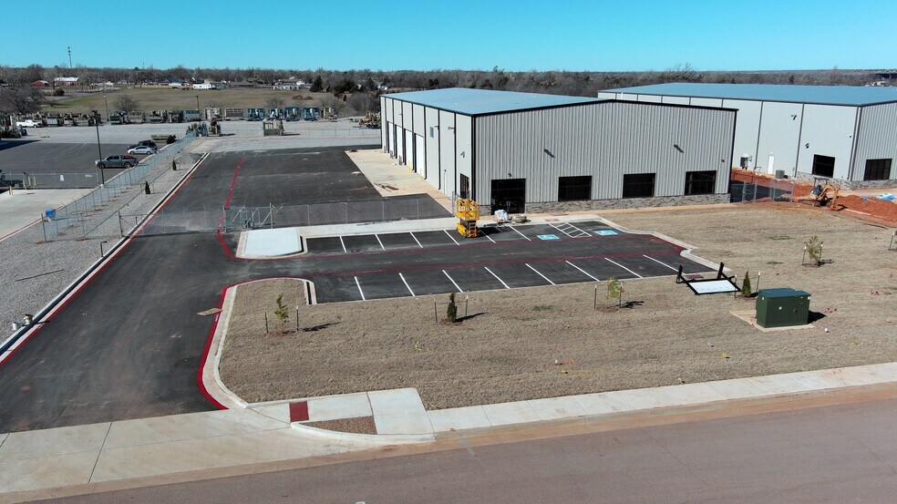 More Photos Of 6801 Brooklyn Ct, Oklahoma City Warehouse For Sale