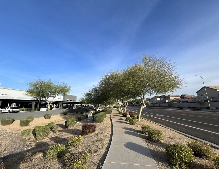 More Photos Of 1830 N 95th Ave, Phoenix Office For Lease