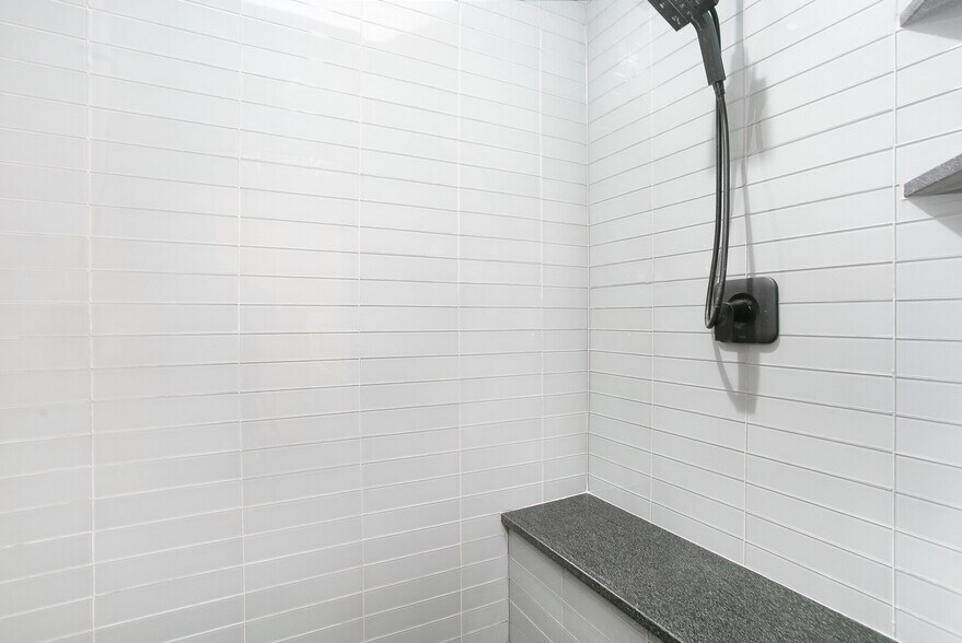 More Photos Of 301 W State Highway 72, Kenedy Hotel For Sale