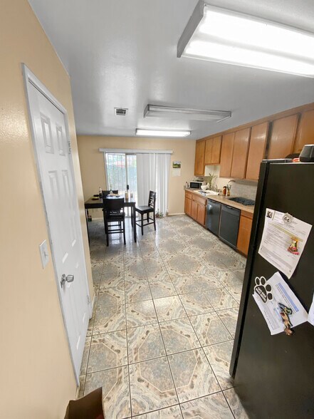 More Photos Of 8118 Alameda St, Downey Apartments For Sale