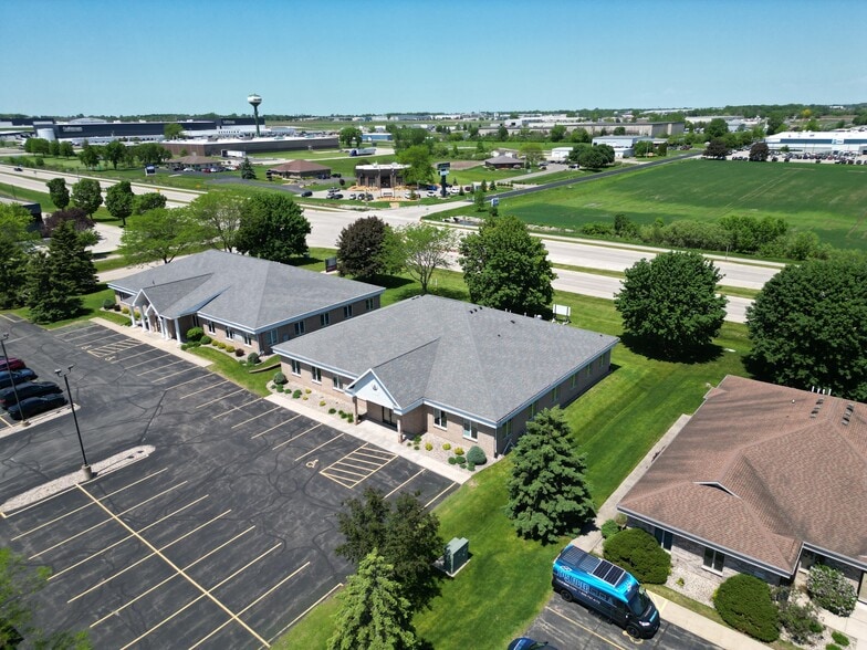 More Photos Of W6180 Aerotech Dr, Appleton Office For Sale