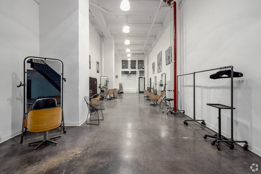 More Photos Of 150 W 30th St, New York Office For Lease