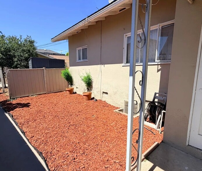 More Photos Of 735 Barris Dr, Fullerton Multifamily For Sale