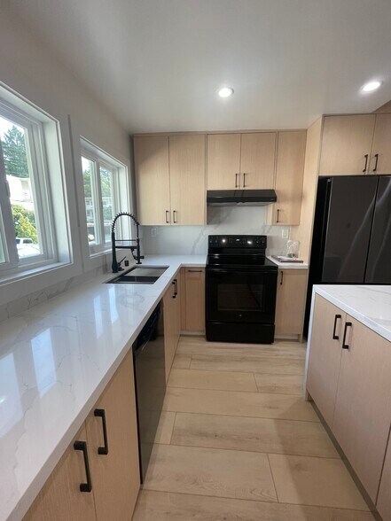 More Photos Of 19 Knoll Ln, Mill Valley Apartments For Sale