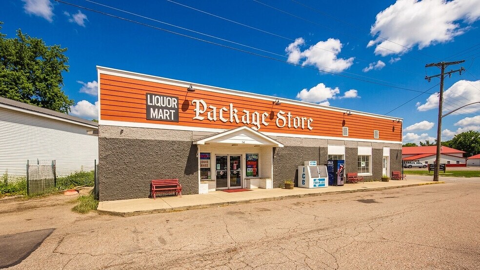 More Photos Of 100 S Brookville Pike, West College Corner Freestanding For Sale