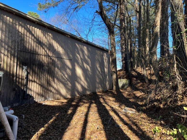 More Photos Of 4829 Peachtree Rd, Chamblee Flex For Sale