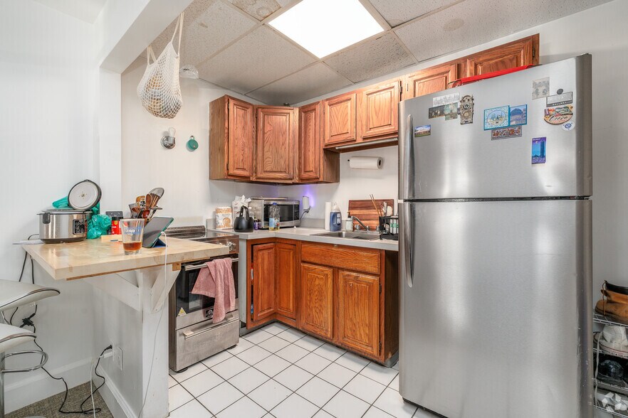 More Photos Of 136 Washington St, Binghamton Multifamily For Sale