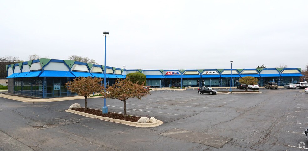 Primary Photo Of 2400-2432 Landmeier Rd, Elk Grove Village Unknown For Lease