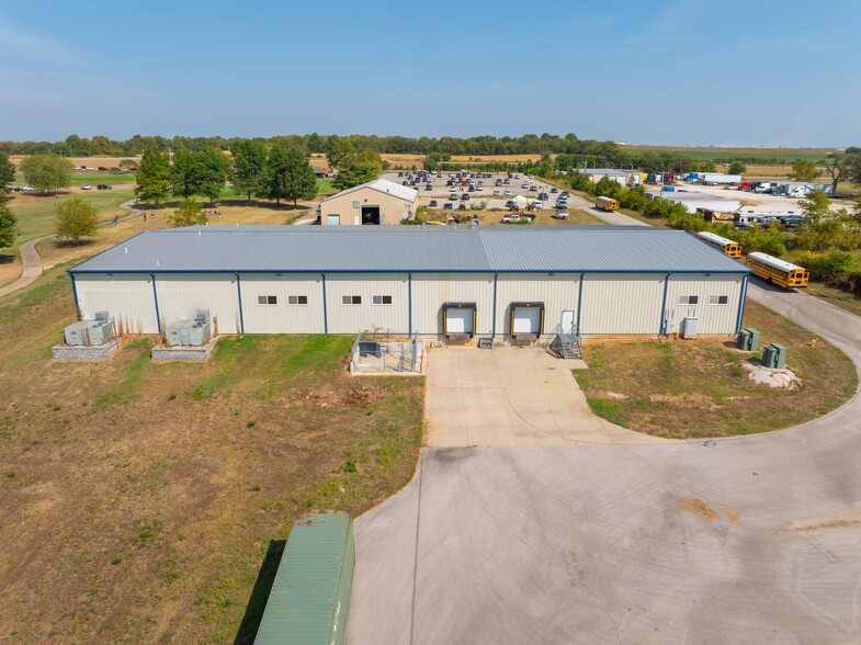 More Photos Of 5534 W Chestnut Expy, Springfield Industrial For Lease
