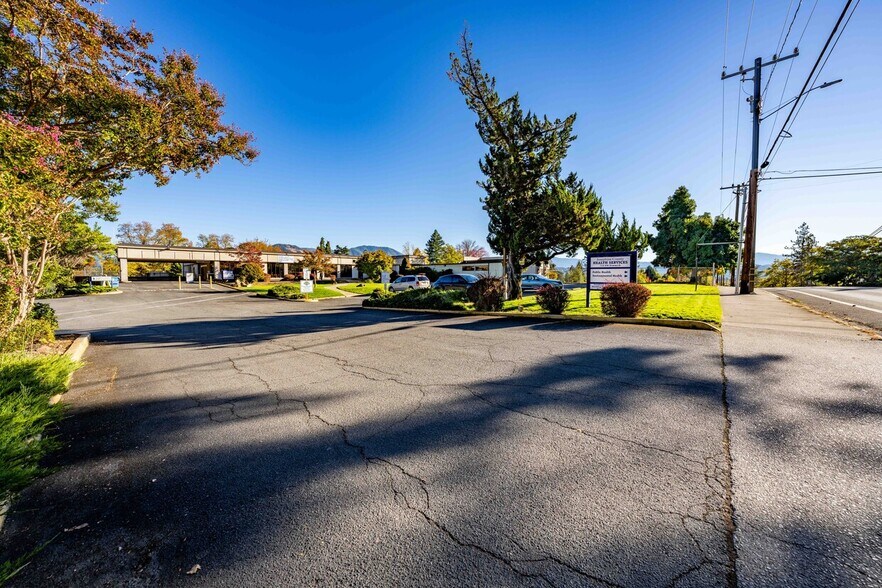 More Photos Of , Grants Pass Unknown For Sale