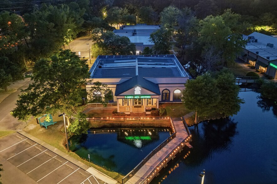 More Photos Of 14319 Ocean Hwy, Pawleys Island General Retail For Sale