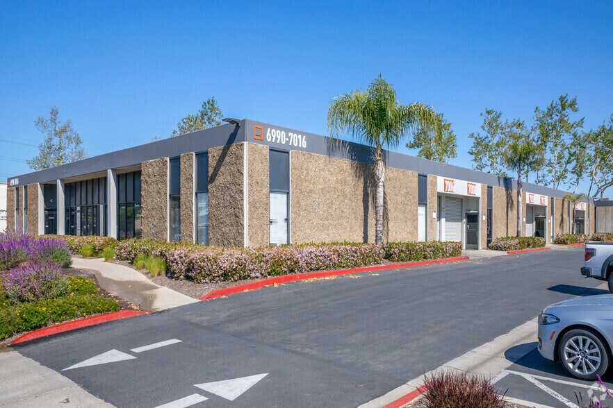 More Photos Of 6970-6984 Convoy Ct, San Diego Unknown For Lease