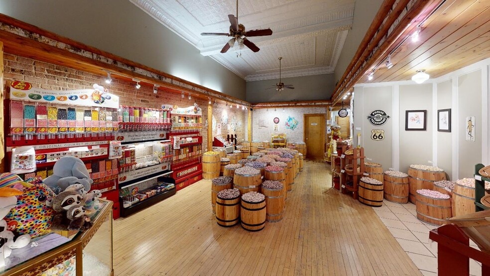 More Photos Of 211 Bridge St, Charlevoix Office For Sale
