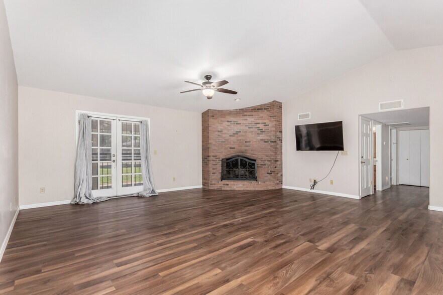 More Photos Of 7425 N Alsup Rd, Litchfield Park Horse Stables For Sale