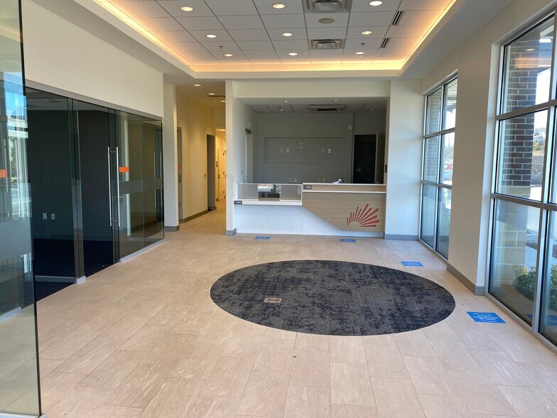 More Photos Of 2260 Peachtree Industrial Blvd, Duluth Storefront Retail Office For Lease