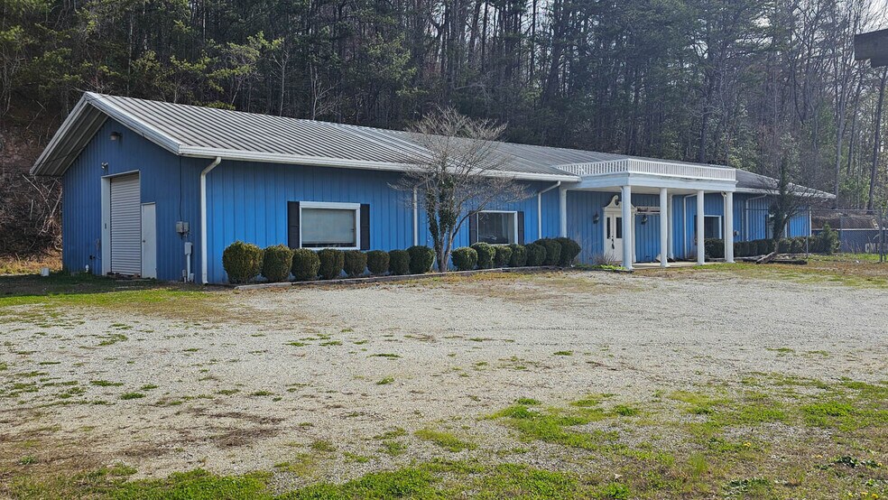 More Photos Of 5987 Highway 441, Wiley Storefront Retail Office For Sale