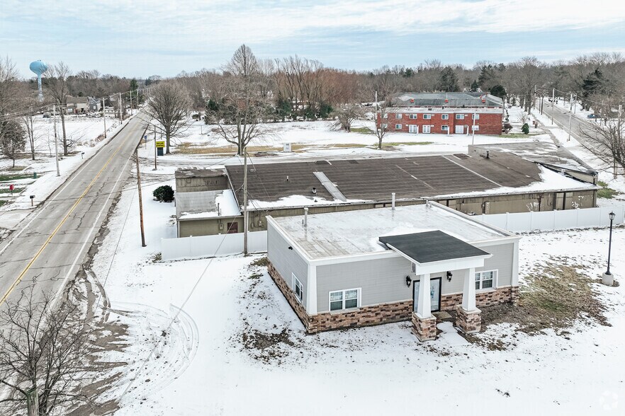 More Photos Of 550 W College St, Oberlin Medical For Lease